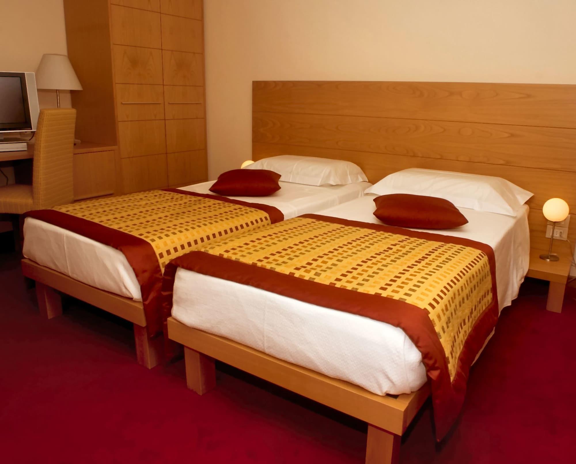 Accademia Hotel Rimini Ngoại thất bức ảnh