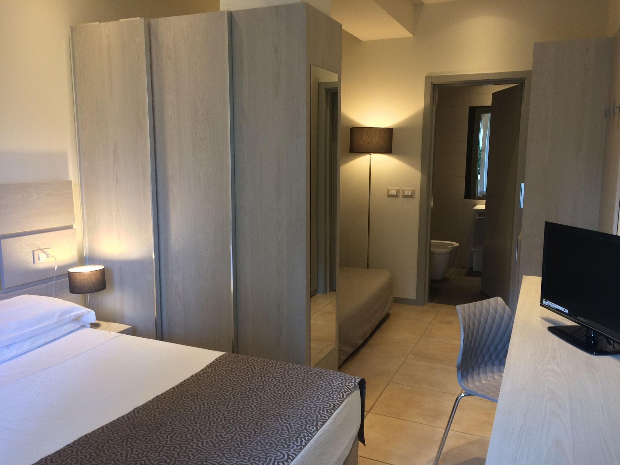 Accademia Hotel Rimini Ngoại thất bức ảnh