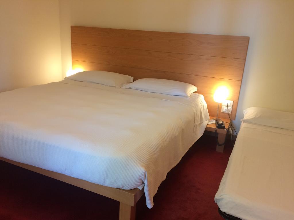 Accademia Hotel Rimini Ngoại thất bức ảnh