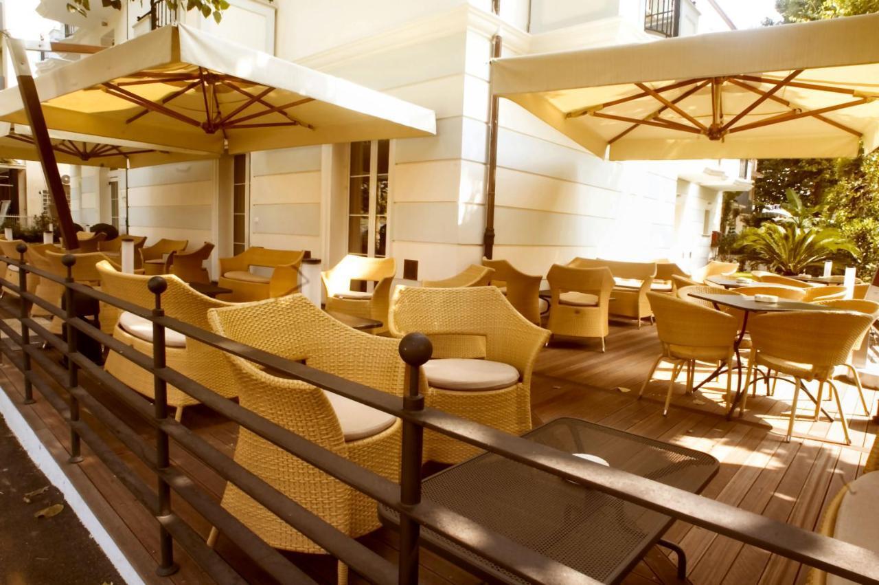 Accademia Hotel Rimini Ngoại thất bức ảnh